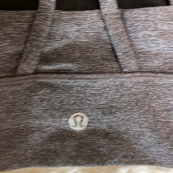 Lululemon Energy Bra Longline - 4 - Gray - Picture 3 of 4